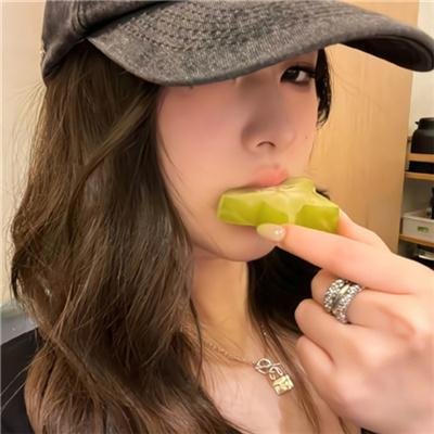 情色小说家